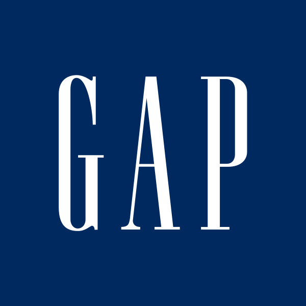 Đến năm 1973, Gap có 25 cửa hàng trên khắp nước Mỹ và mở rộng sang Bờ Đông. Cửa hàng trở thành đồng nghĩa với những tác phẩm kinh điển của Mỹ, như quần jeans và áo phông xanh. Năm 1976, Gap chính thức “lên sàn”.