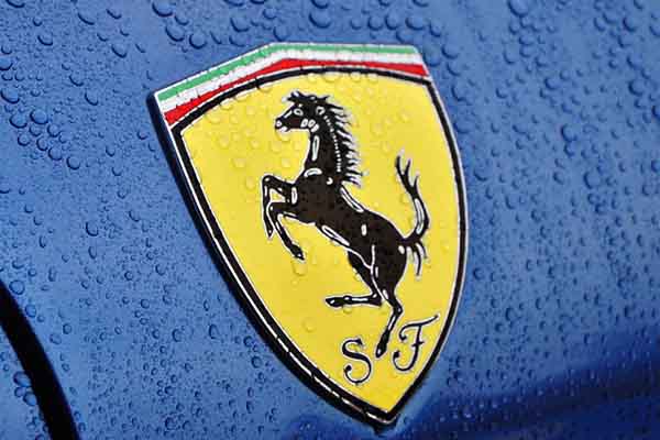 Logo Ferrari: Biểu Tượng Trường Tồn Của Sự Hoàn Hảo Logo Ferrari: Biểu Tượng Trường Tồn Của Sự Hoàn Hảo